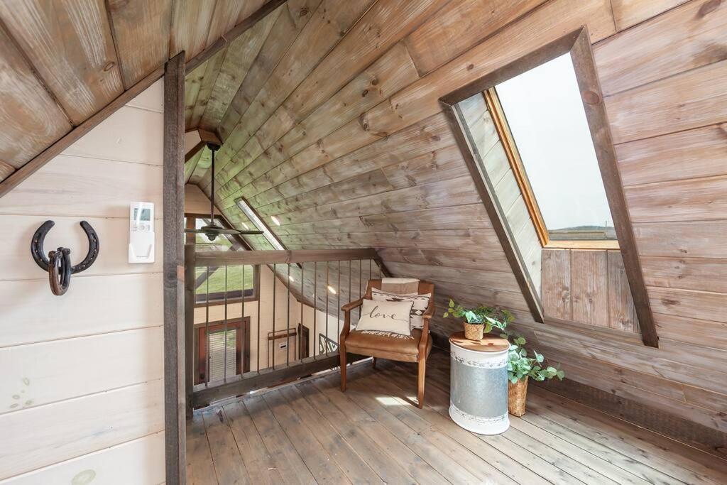 Romantic A-Frame Private Hottub Firepit Neargsmnp Sevierville Eksteriør billede